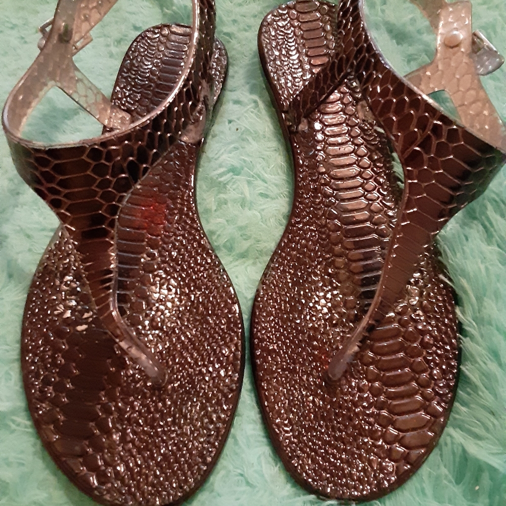 Jelly Thong Sandals - Picture 2 of 4